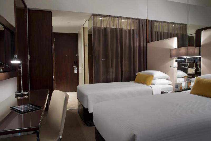 Pearl Rotana Capital Centre 4*